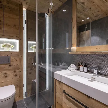 Chalet Laax: Embrace The Chill Savor The Thrill * Laax